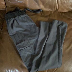Scrub star pants. Small. Gray